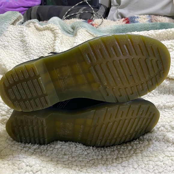 Dr. Martens - Picture 4 of 5